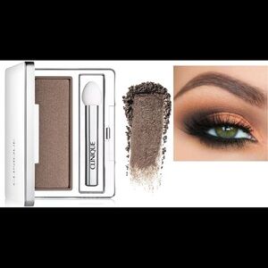 Clinique All About Shadow soft shimmer in Foxier C1 New